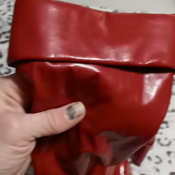 Shoes - Picture 5 of 8